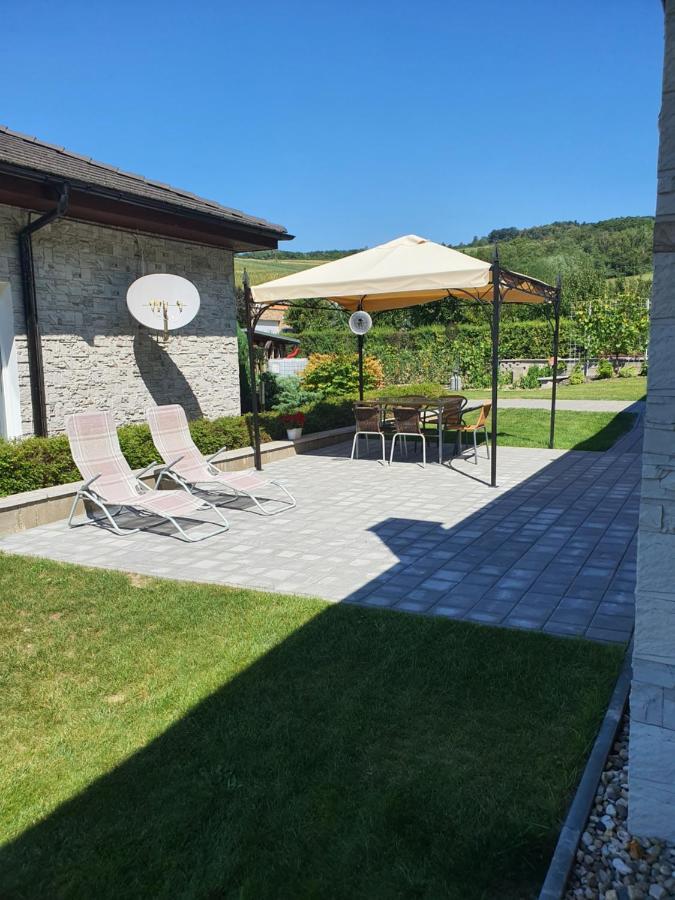 Apartman Kurdejov Hustopece Ngoại thất bức ảnh