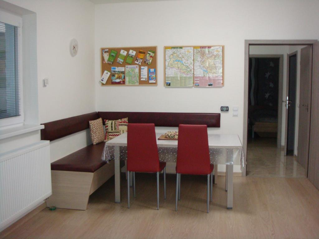 Apartman Kurdejov Hustopece Ngoại thất bức ảnh