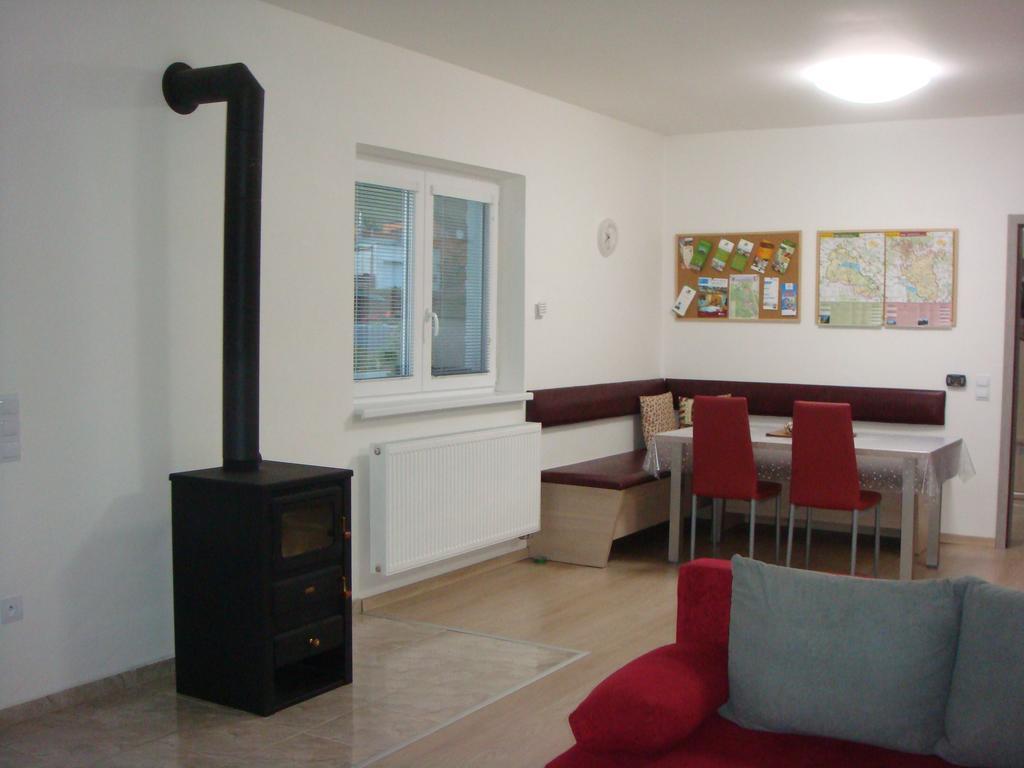 Apartman Kurdejov Hustopece Ngoại thất bức ảnh